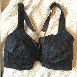 Victoria secret 34DDD knockout sports bra